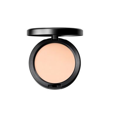 STUDIO FIX POWDER PLUS FOUNDATION